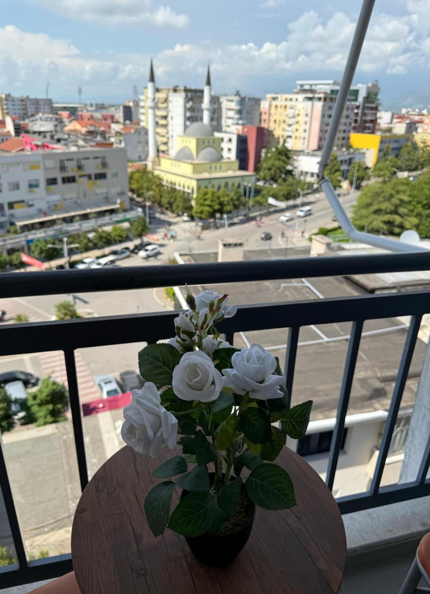 Amy'S Luxury Appartment Shkodër Exterior foto